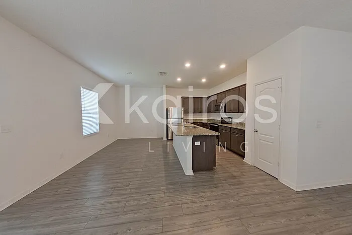 30059 Fedora Cir — Photo 6
