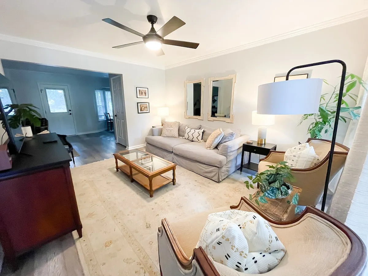 4 bed, 1280 sqft, $4,200 — Photo 3