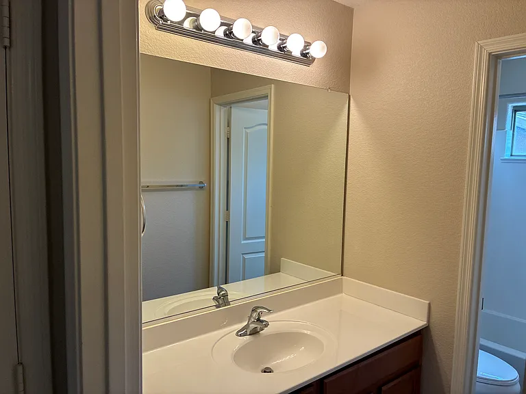 2217 W Steed Rdg — Photo 40
