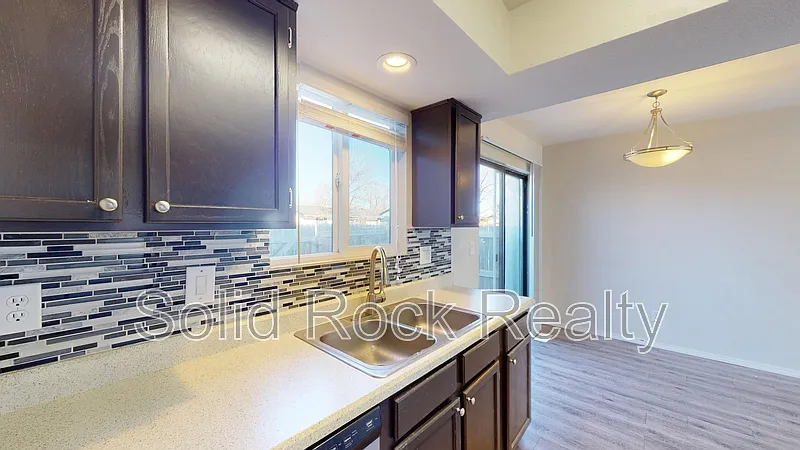 2 bed, 1.5 bath, 960 sqft, $1,500 — Photo 3