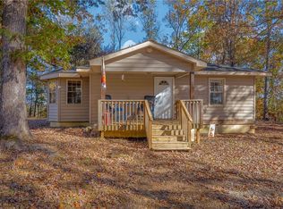 927 Shady Grove Rd, Pickens, SC 29671