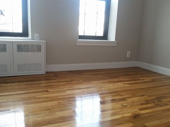 5th image of 251 E 29th St APT 3F