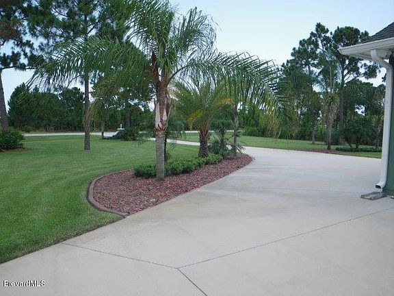 5th image of 7039 Hacienda Dr #0