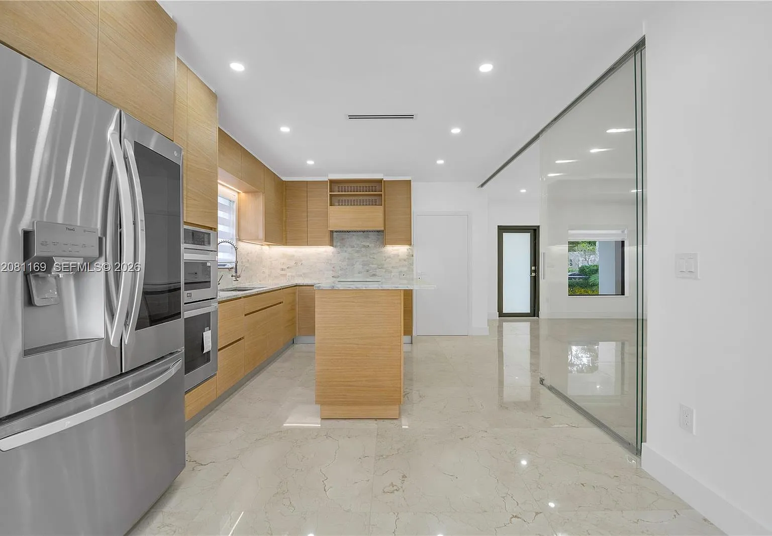 Majorca Ave, Coral Gables — Photo 2