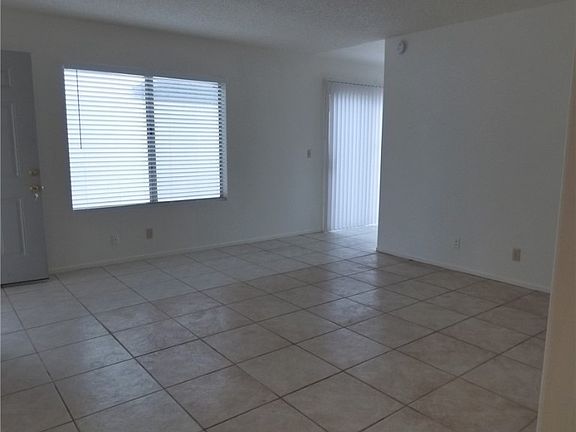 5th image of 6990 Sylvan Oak Dr #0
