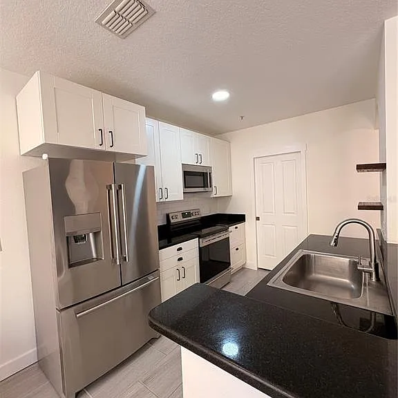 6318 Westcott Cove Blvd — Photo 8
