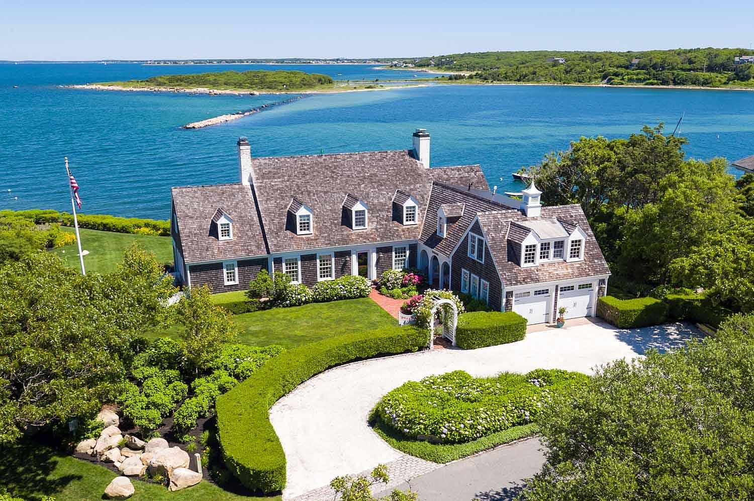 26 Associates Road, Falmouth, MA 02540 Zillow