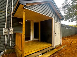 1262 Roosevelt Trl, Raymond, ME 04071