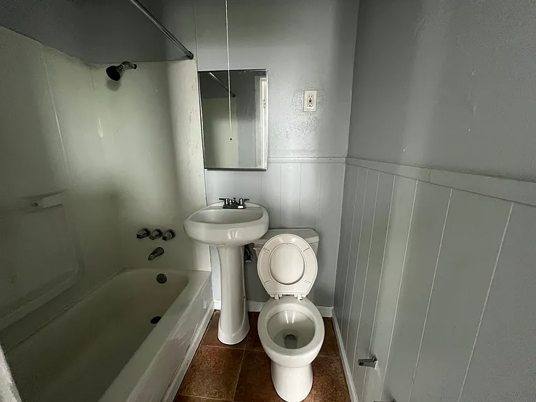 749 Arctic St #1 — Photo 6