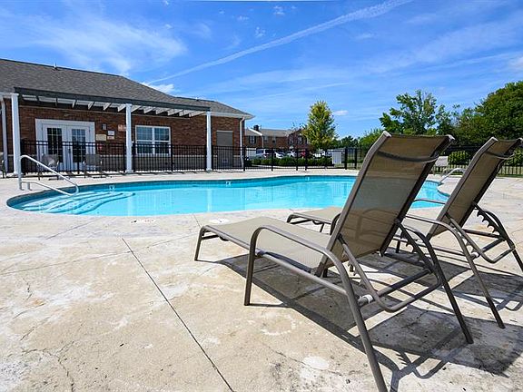 2nd image of 704 Northland Blvd #710E