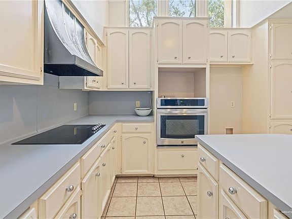 5th image of 7209 Candy Ridge Rd