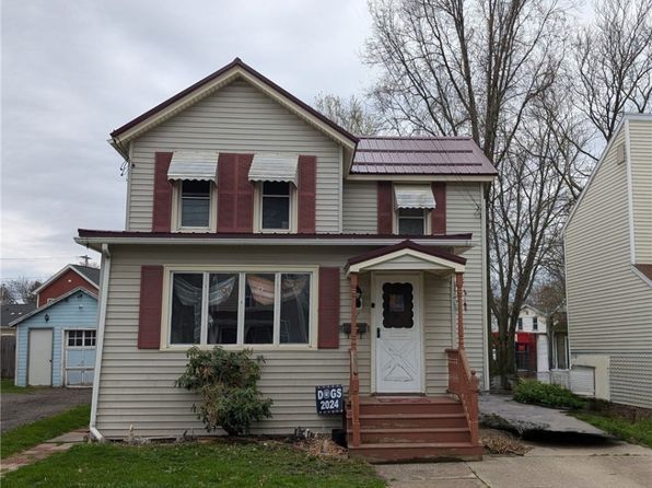 77 King St, Dunkirk, NY 14048
