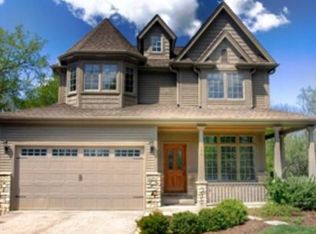 3944 Douglas Rd, Downers Grove, IL 60515