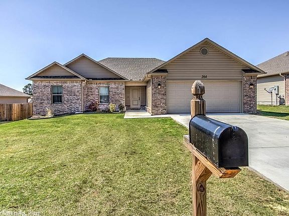 2nd image of 204 Cambridge Dr