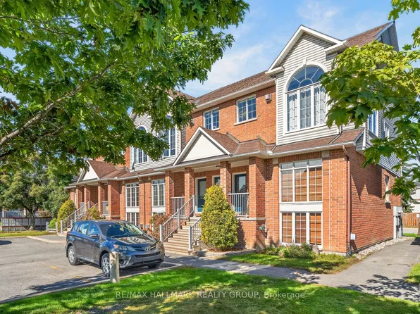 4437 Harper Ave, Ottawa, ON K1J 1C9