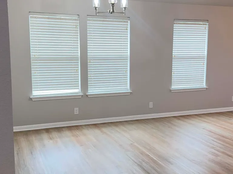 107 Fishbaugh Ln — Photo 3