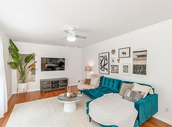 4th image of 11513 W 60th Ter