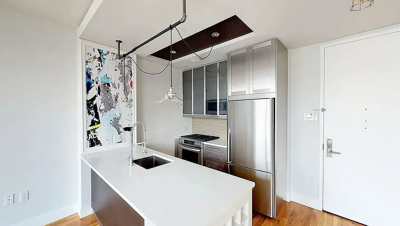 395 Leonard Street — Photo 1
