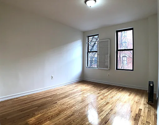 Rented by Bohemia Realty Group | media 26