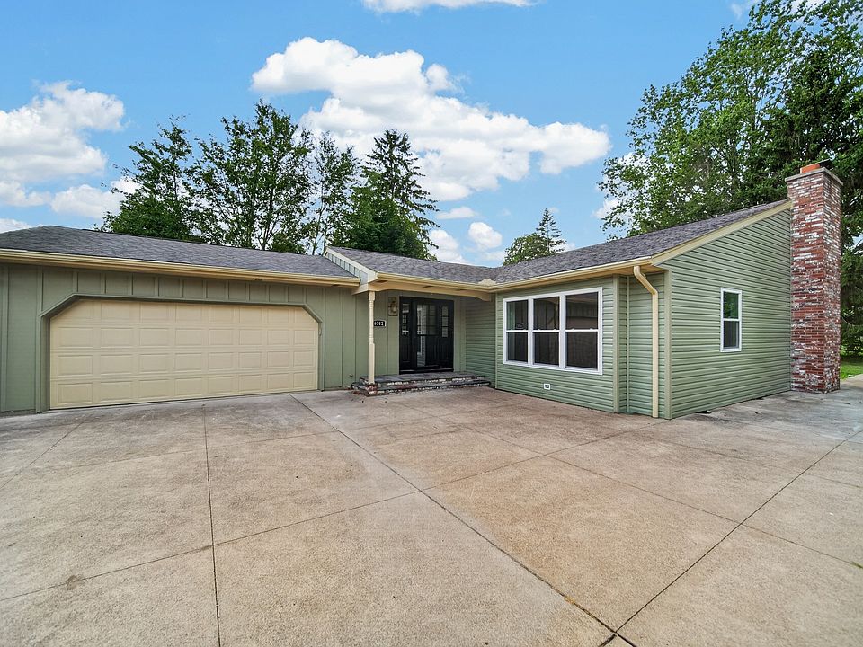 1st image of 6742 Walnut Creek Dr