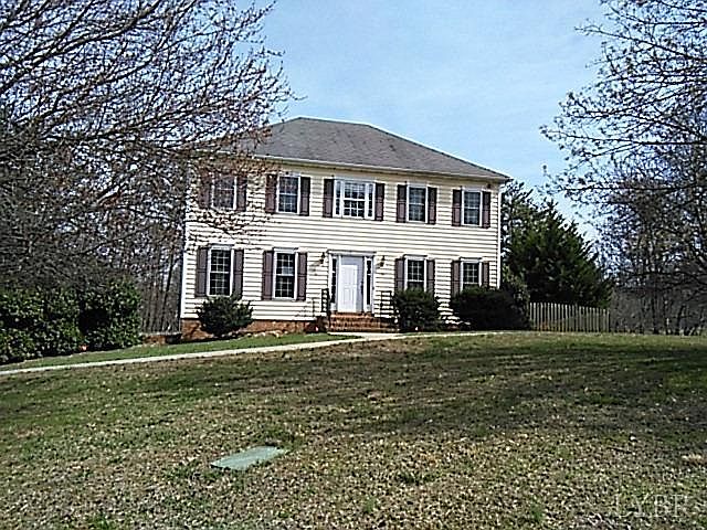 1st image of 121 Marguerite Dr