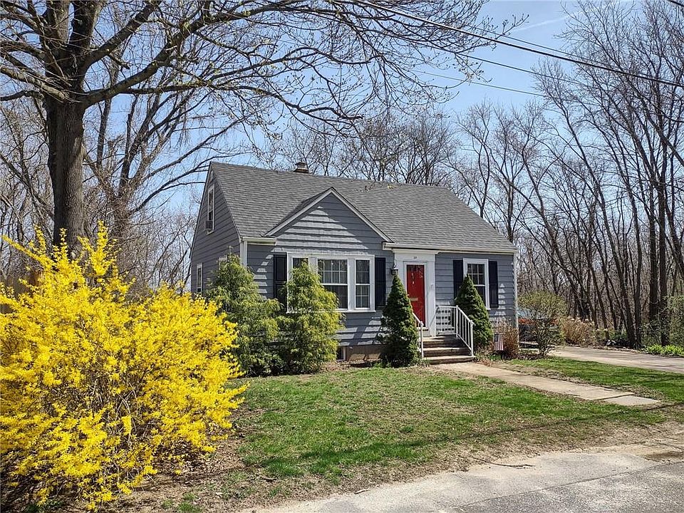 1st image of 20 Donald Ave