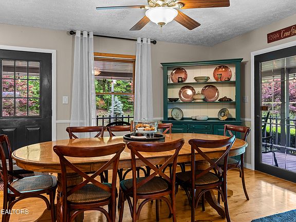 18th image of 1043 Reagan Springs Rd