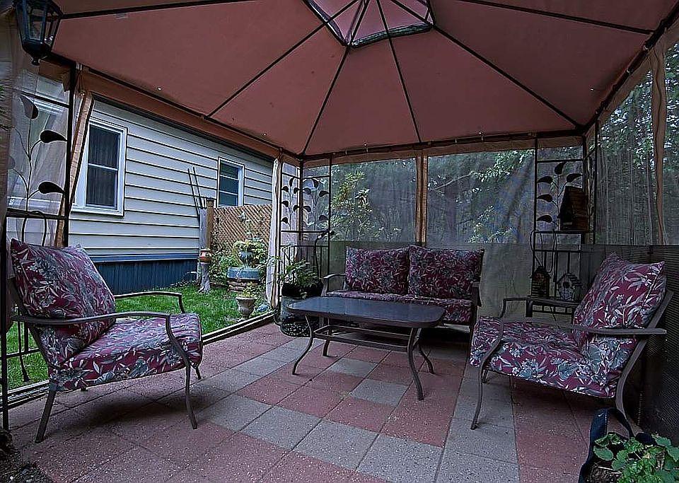 1st image of 5373 Pine Dr #37