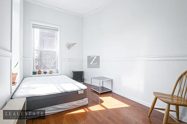 Rented by ZealEstate Group Inc | media 45