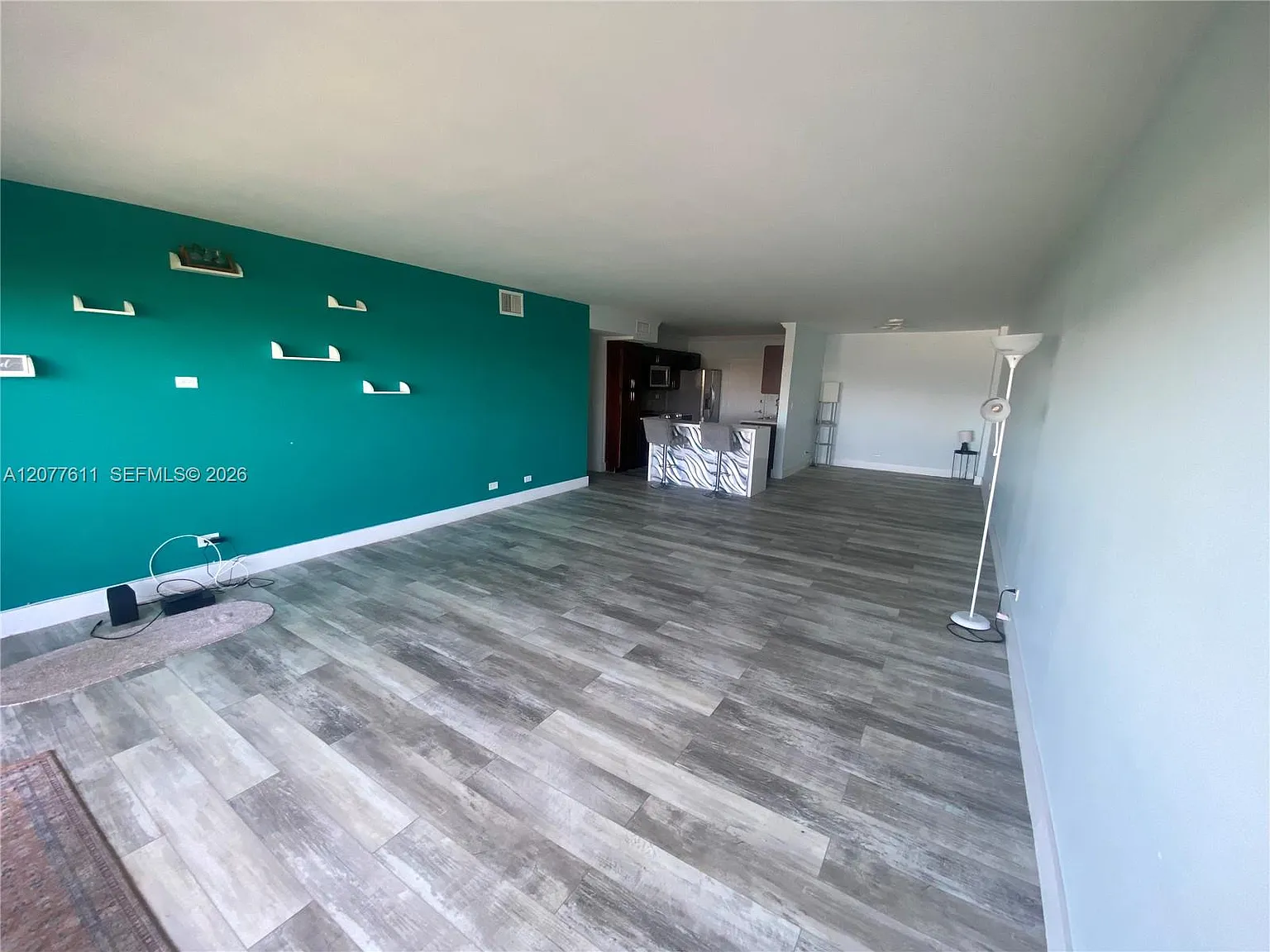 Canongate Condo No One — Photo 4