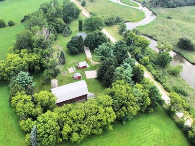 W650 East River DRIVE, Oconomowoc, WI, 53066