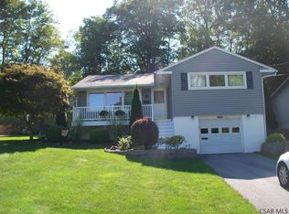 1042 Willett Dr, Johnstown, PA 15905