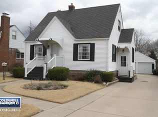 1706 Nicholson St, Crest Hill, IL 60403