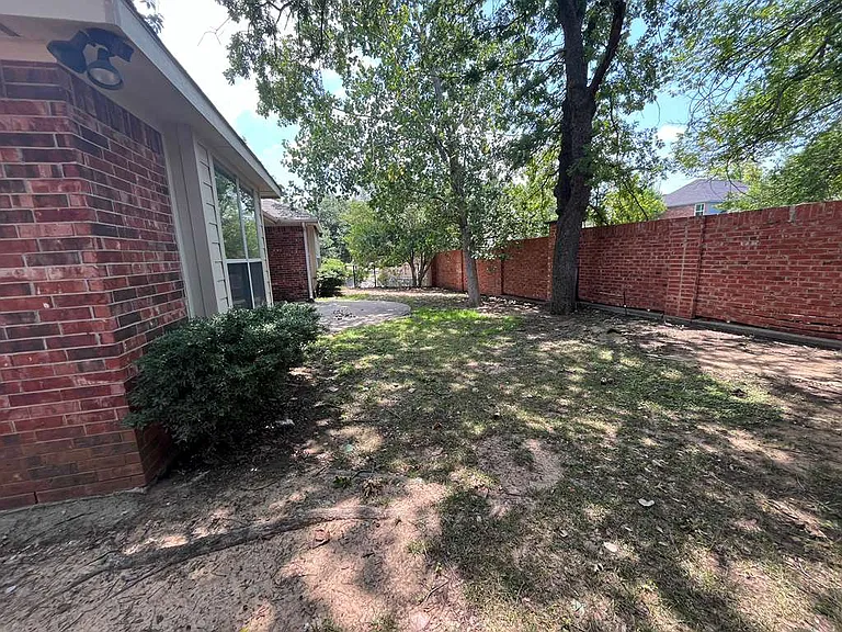 737 Westminster Way — Photo 12