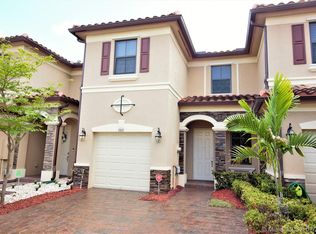 3322 W 90th Ter, Hialeah, FL 33018