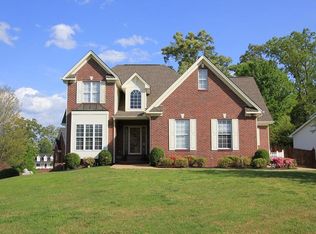 2988 Chimney Lake Cir, Soddy Daisy, TN 37379