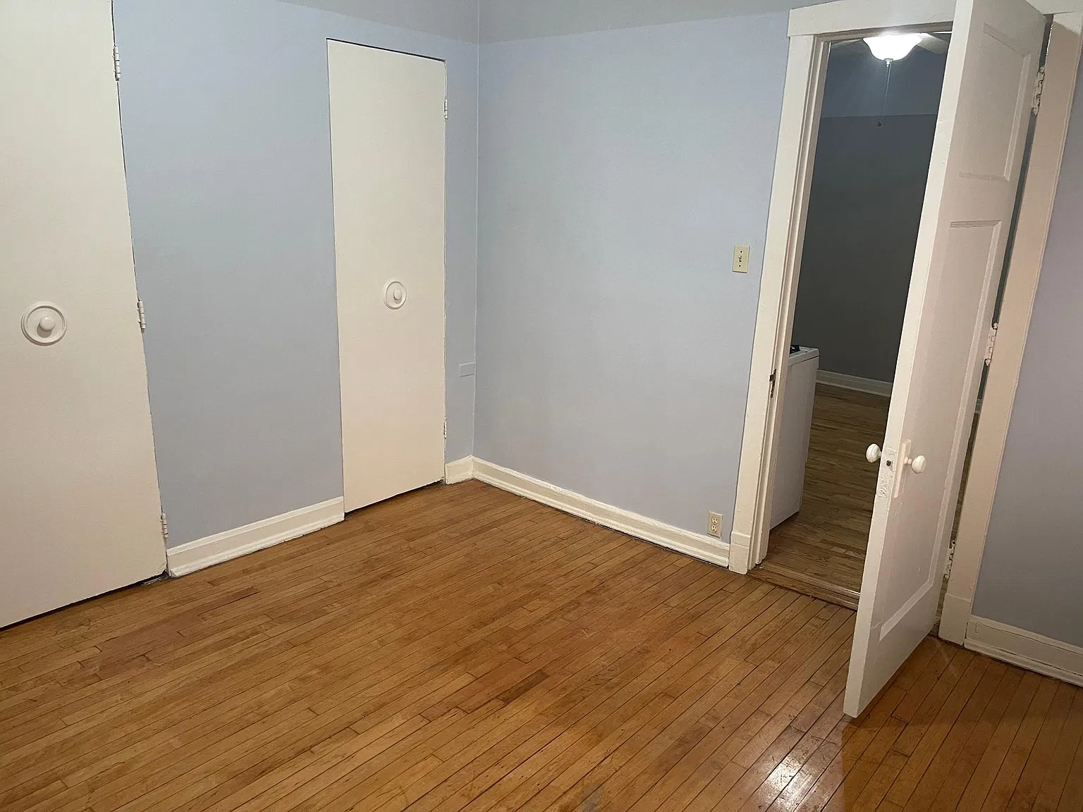 Studio, 425 sqft, $1,075 — Photo 3