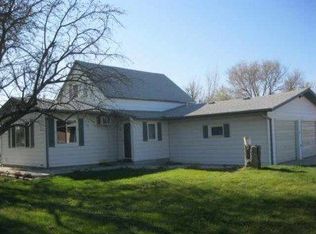 230 Oak St, Sutherland, NE 69165