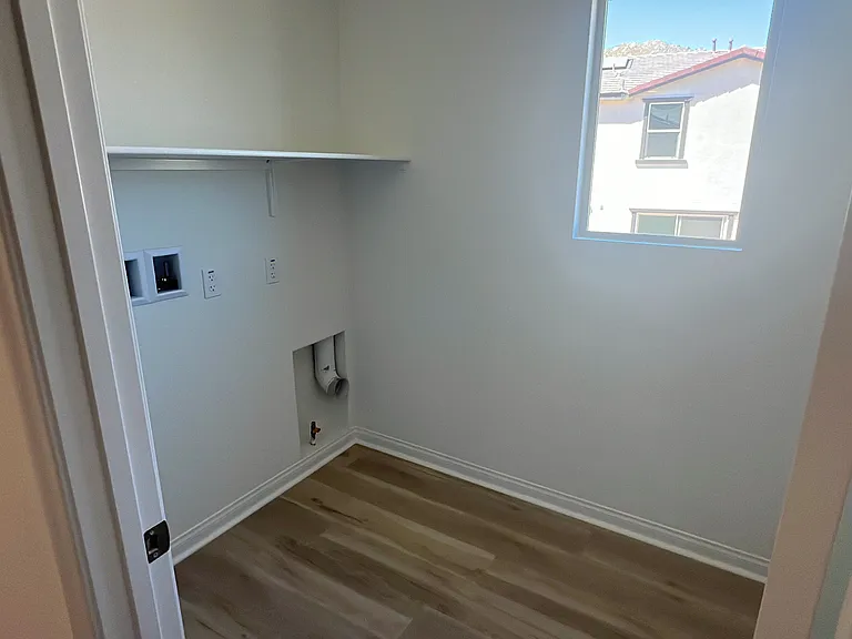 21469 Thomas Ct — Photo 53