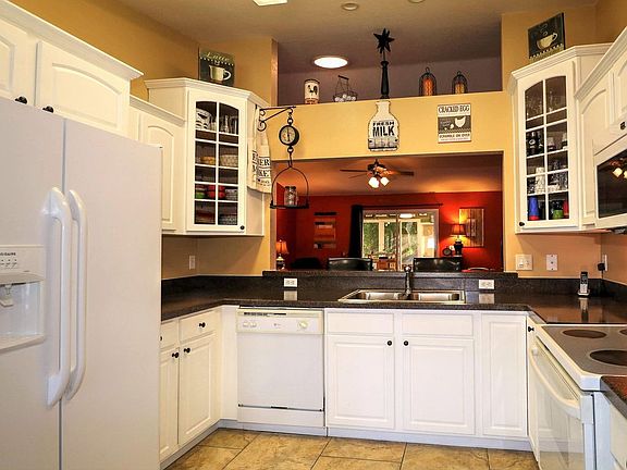 4th image of 14219 SE 88th Ct