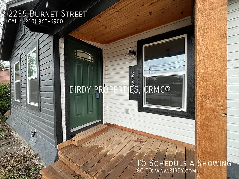 2239 Burnet St — Photo 33