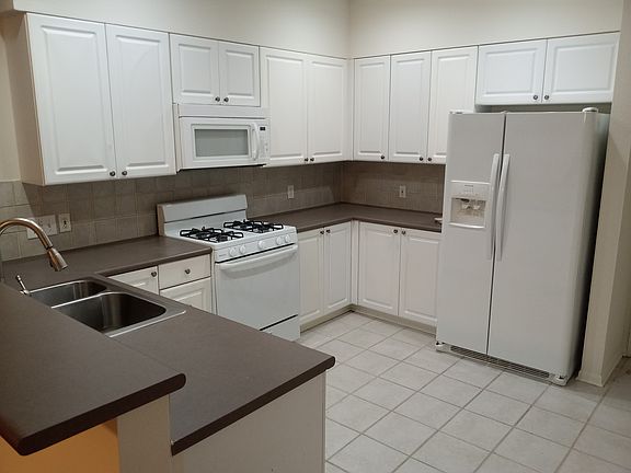 3rd image of 52 Scarlet Woods Ct #52
