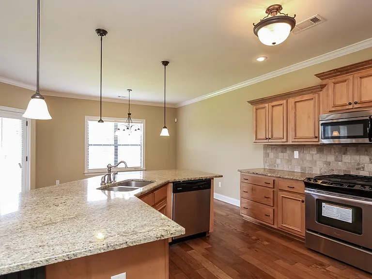 55 Misty Meadows Cv — Photo 8