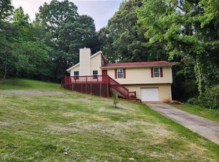 29 Tinica Way, Newnan, GA 30263