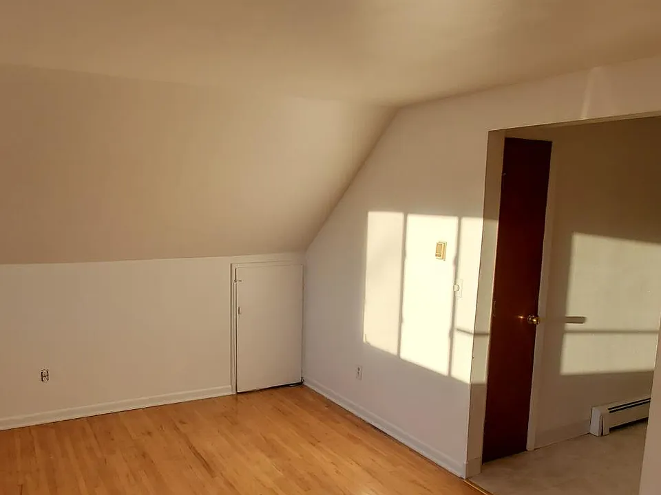 Living Room with crawl space