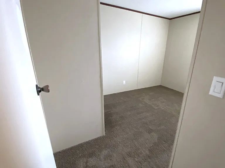 231 Thornridge Dr — Photo 6