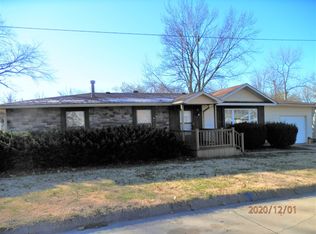 11 W Jim St, Iola, KS 66749