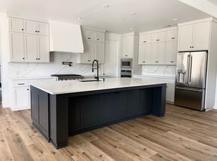 1169 Kellinger St, Redding, CA 96003