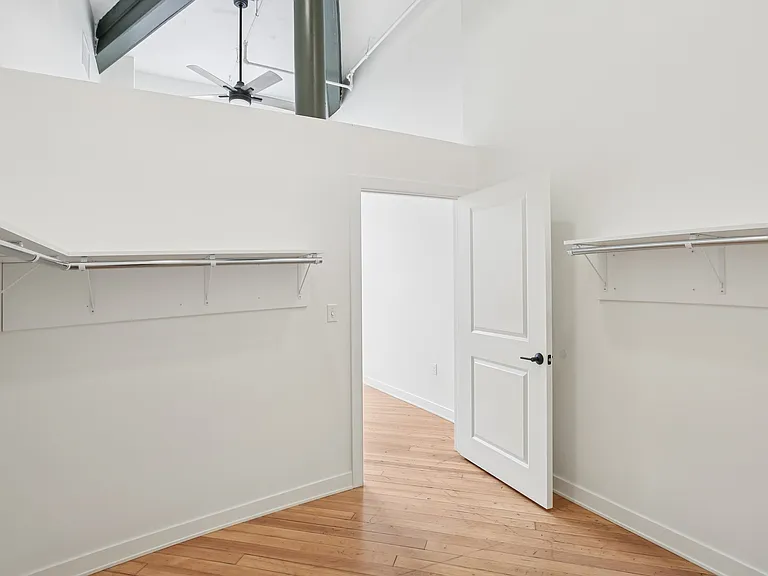 The Marshall Lofts — Photo 9