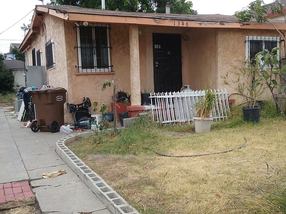 1st image of 1346 W 102nd St